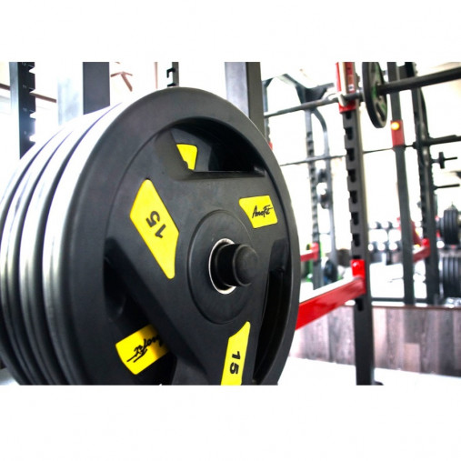 Олимпийский обрезиненный диск AeroFit 15 кг, черно-желтый, с 3-мя хватами. Посадочное кольцо из нержавеющей стали, Ø 51,5 мм