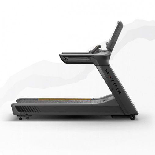 Беговая дорожка Matrix Performance Plus. Консоль Touch Base - сенсорный экран диагональю 16 дюймов
