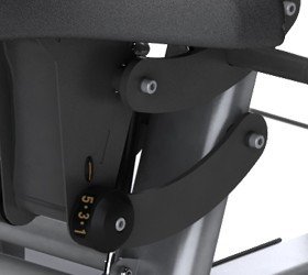 Регулировка сидения с газовой системой возврата "Air Shock" (только для Versa PLUS)